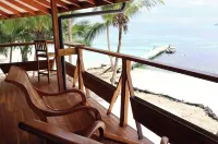 Bocas Beachfront Lodge