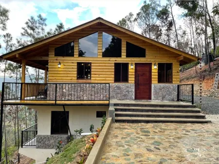 Villa con la Mejor Vista, Privacidad, Piscina & Chimenea