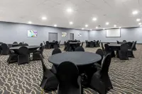亞特蘭大坎伯蘭/蓋勒里亞貝斯特韋斯特飯店 - 早餐