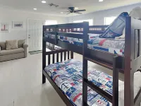 Surfside Casa de Playa by Ryson Vacation Rentals - Country Houses