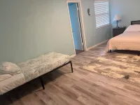 Spacious 2-Bedroom Townhome Steps Away From Beach Hotels in Vilano Beach