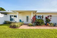 Florida Gem Saltwater Pool by Beaches and Kayaking! - 3 estrellas