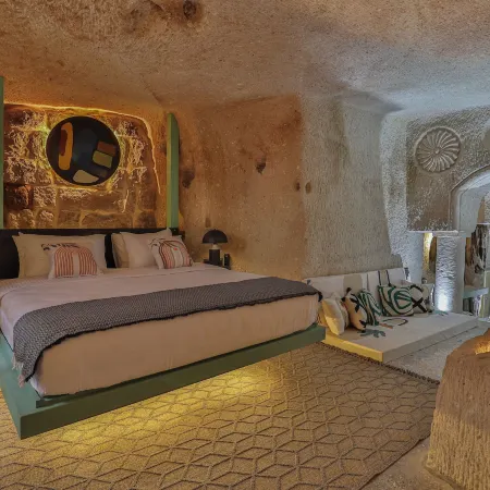 Eka Cave Maison