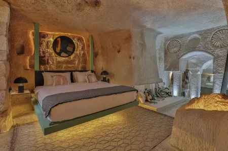 Maison De Femme Française Отели в г. Ayvali