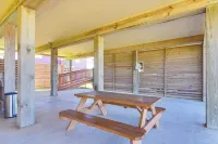 Steps to Surfside Beach with Easy Ramp Access! - Pet friendly