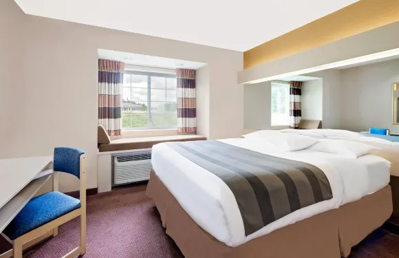 温德姆·喬普林麥客達套房酒店