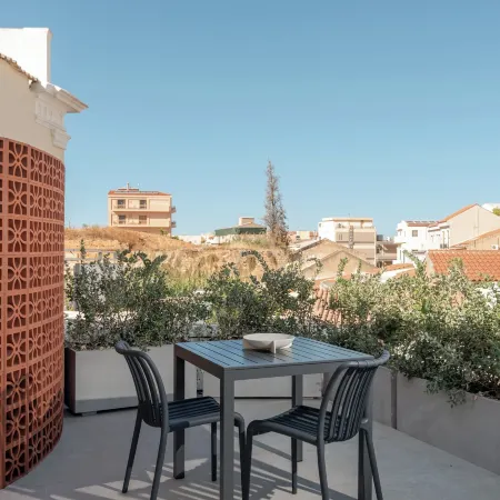 Amara Luxury Suites With Private Hot Tub