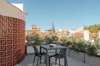 Amara Luxury Suites With Private Hot Tub