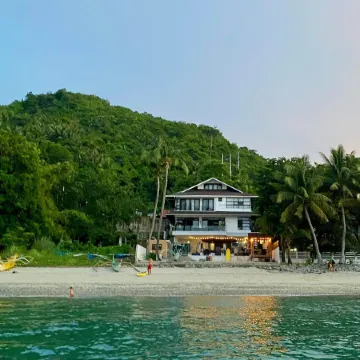 Veronica Inn