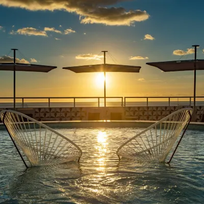Moxy Miami South Beach Hotels near Lummus Park