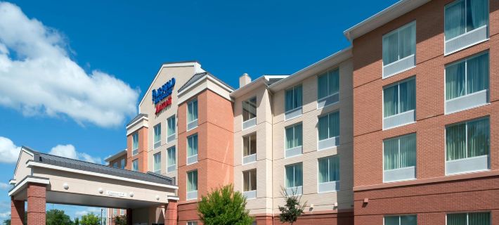 Fairfield Inn & Suites Wilmington/Wrightsville Beach Hotels in New Hanover County