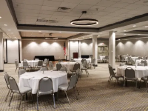 Holiday Inn QUINCY by IHG クインシーのホテル