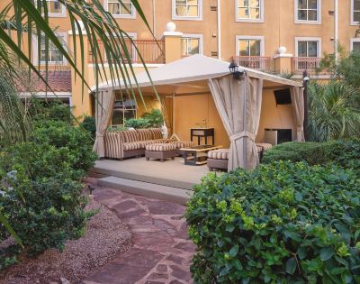 庭 ウィンダム グランド デザートの写真