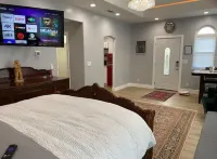 Luxury Spacious Studio in Woodside Plaza Các khách sạn gần Bethlehem AD