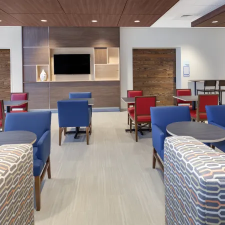 Holiday Inn Express & Suites HUDSON I-94 by IHG
