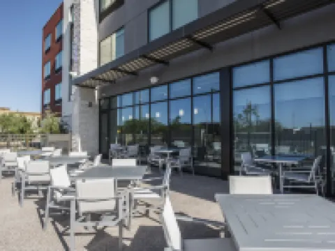 鳳凰城北歡樂谷智選假日套房酒店 鳳凰城酒店