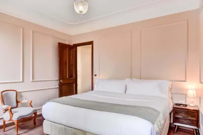 Chic 4BR Getaway in Vibrant La Candelaria Hotels in La Candelaria