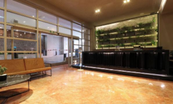 St Isidro Suites Corporate Housing Spa & Wellness Center