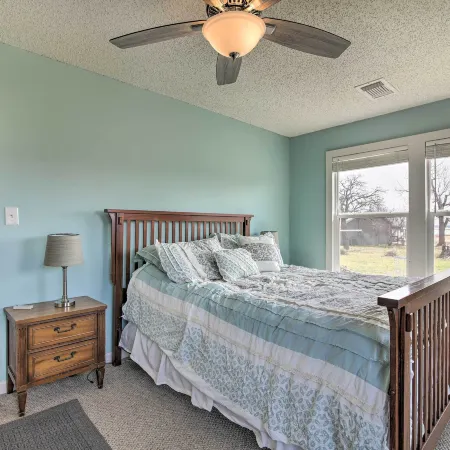 Pet-Friendly Lake Buchanan Retreat w/ Fire Pit!