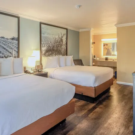 The Orchard Hotel Ukiah Wine Country Free Breakfast, Pool, & Hot Tub