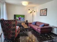 Torre Tessuti Apt.Leonardo Hotels near Casa Rusca