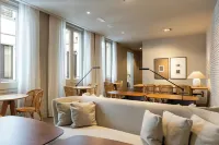 Colectia Stays Pau Claris