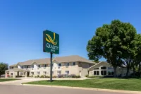 Quality Inn Marshall MN Near University Hotels in Marshall