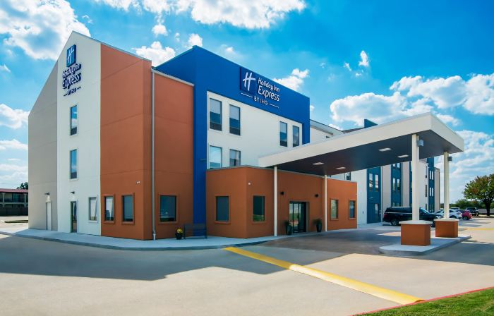 Holiday Inn Express & Suites Joplin Southeast by IHG