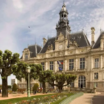 Mercure Limoges Centre Hotels near Pavillon du Verdurier