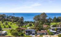 Mollymook Ocean View Motel - Welcoming Guests 18 Years and Older Hotels in Mollymook