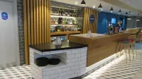 Holiday Inn Express MANCHESTER - TRAFFORD CITY by IHG - Barer