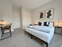 Modern 4BR with Parking - WV rep 4 Hotels in Warrenville