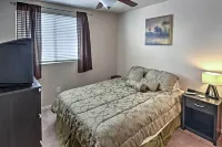 2 Mi to Goodyear Ballpark! Home w/ Poolside Oasis - parking