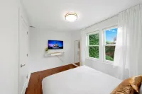 Modern Comfort in the Heart of NYC Hotels in Yonkers