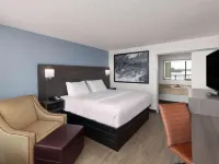 Super 8 by Wyndham Riverside Al Hotels in St. Clair County