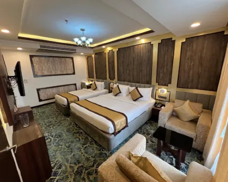 Golden Retreat Hotels in Murshidabad