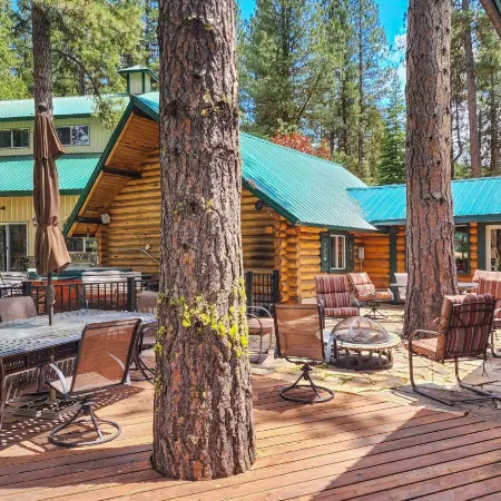 Cascade Cabin w/ Mountain View & River Access