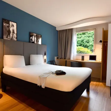Ibis Nantes la Beaujoire Parc Expo Отели рядом с достопримечательностью «Станция Haluchère-Batignolles»