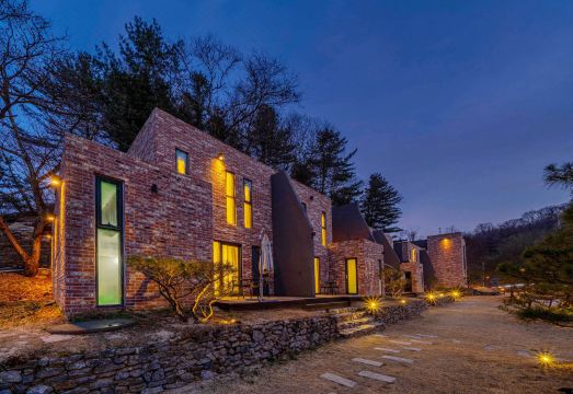 가평 더큐24 스파&풀빌라