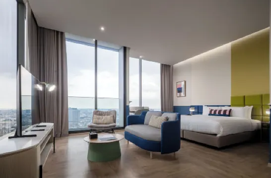 The Quarter Ramkhamhaeng by UHG Отели рядом с достопримечательностью «Банг Капи Торговый центр»