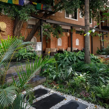 Hotel Thrive, A Tropical Courtyard