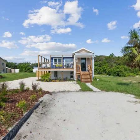 Blueberry Dunes Beach Cottage - Pet Friendly - Pool