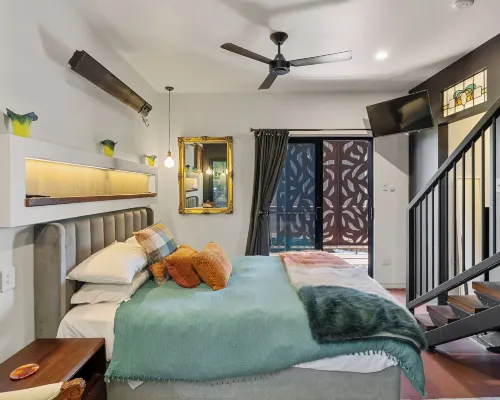 Cabane Treehouse Retreat with Mountain Views Ξενοδοχεία στην πόλη Beechmont