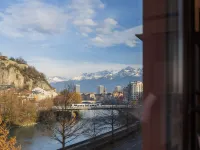 Ibis Grenoble Gare - Mountain view