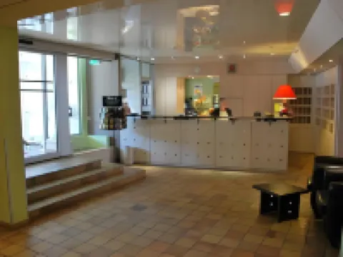 Brit Hotel Cahors - le Valentré Hotele w: Lot