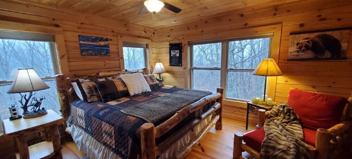 Private Stunning Mtn Views LogCabin Jetted Tub EV Charger Wifi 15 Min-Lake James Hotels in McDowell County