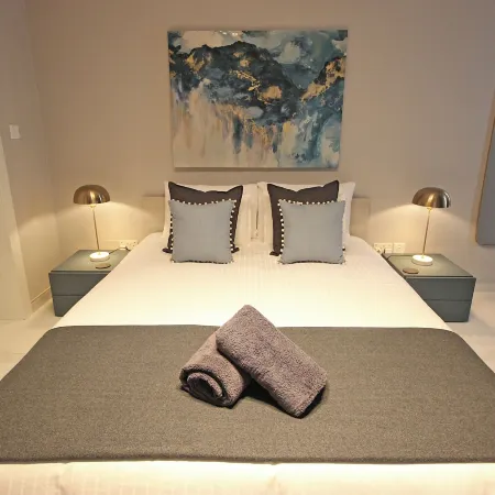 Cosy Spacious Penthouse near Qawra Beach