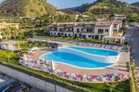 Sentido Michelizia Tropea Resort - Pools