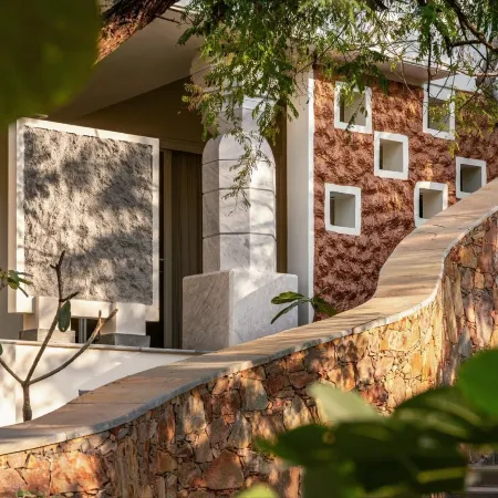 Vihara Udaipur - Bespoke Luxury Private Pool Cottages, Destination Dining & Contemporary Art