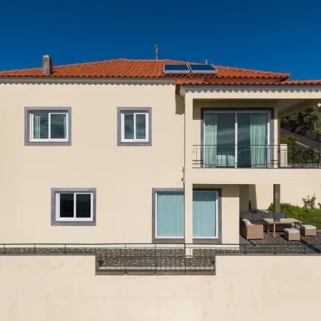 Skyline Villa by Holiday Rental Madeira